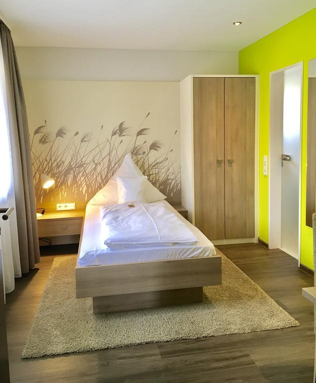 Iris Am See Garni Radolfzell am Bodensee Exterior photo