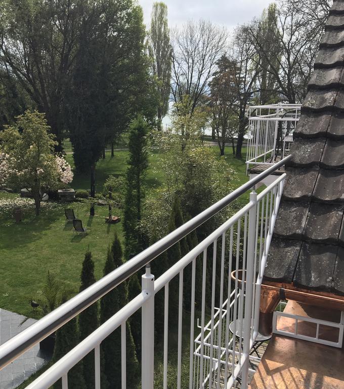 Iris Am See Garni Radolfzell am Bodensee Exterior photo